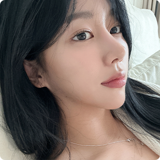 A real model of DA Revision Nose Plastic Surgery