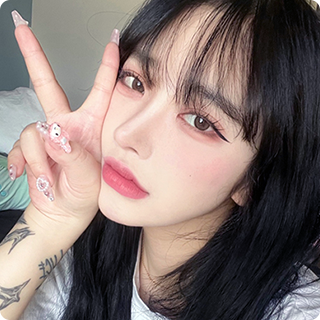 A real model of DA Revision Nose Plastic Surgery