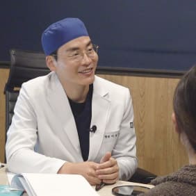 Systematic surgery plan guidance through 1:1 customized consultation