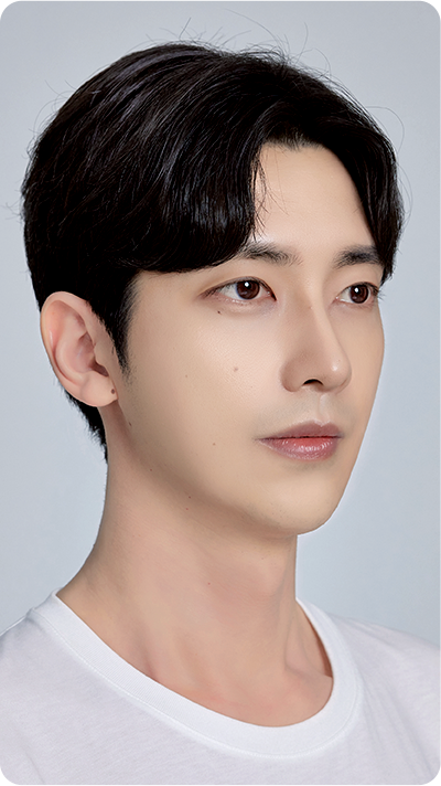 MAKE ME MAN model image