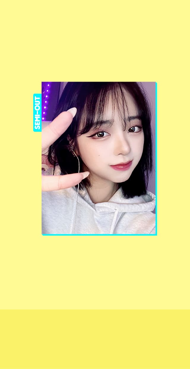 DA Luxurious Semi-Out